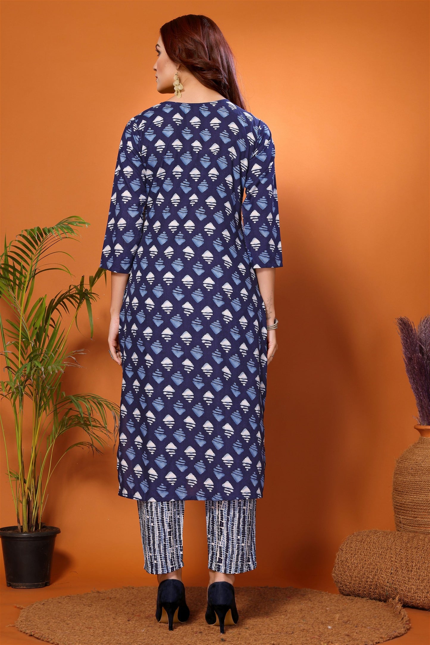 Beautiful Straight Rayon Kurta and Pant Set For Women