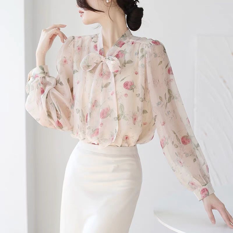 Fairy Puff Sleeve Women's SpringSummer New V-neck Design Fresh Sweet Gentle Long Sleeve Shirt